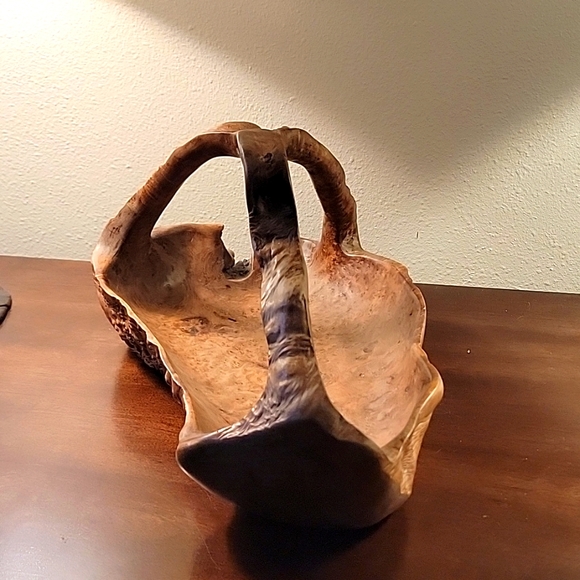 Artisan Made Burlwood Wine Bottle display - Picture 5 of 7